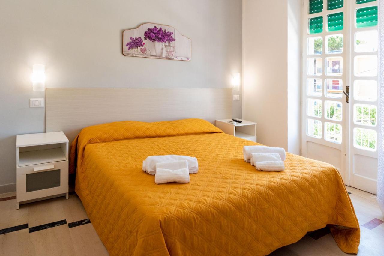 Solaris Paestum Hotel Exterior foto